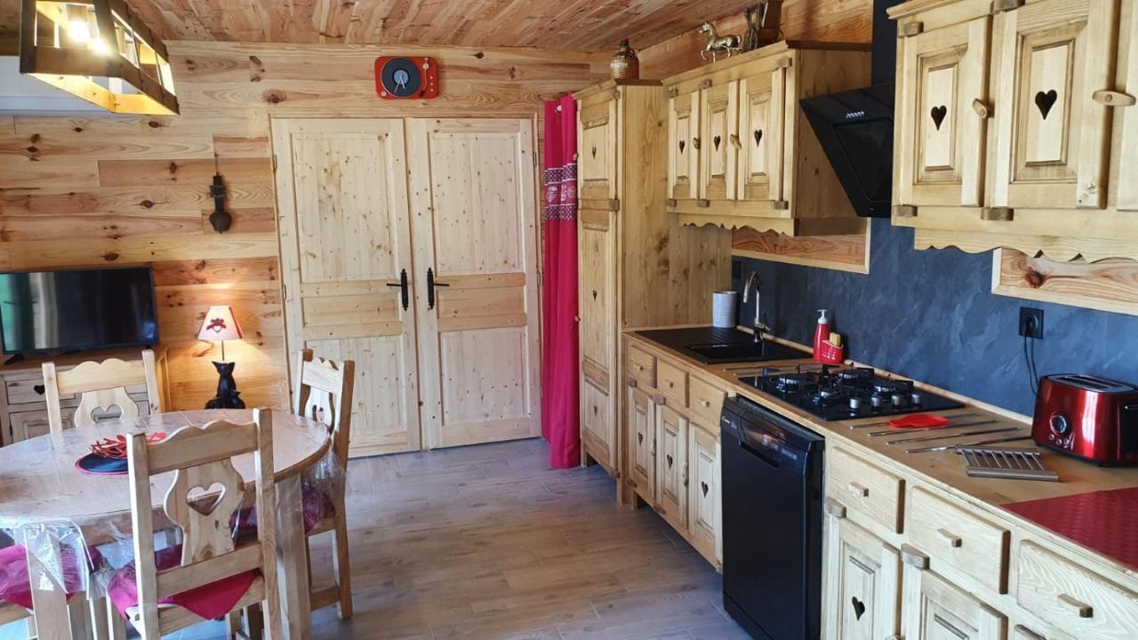 Chez Lavalou Gite 4* Chaleureux En Bois Ланемезан Екстериор снимка