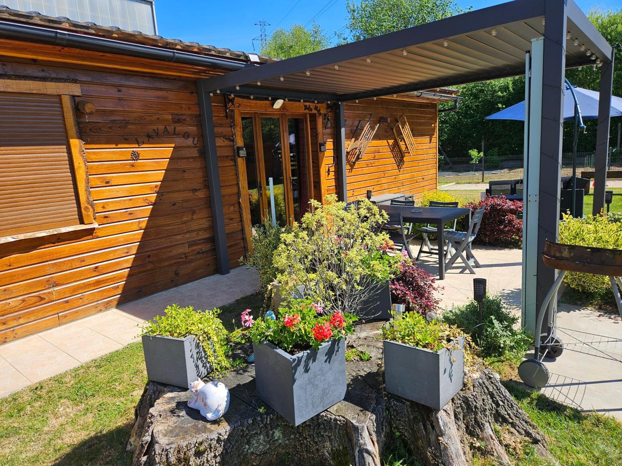 Chez Lavalou Gite 4* Chaleureux En Bois Ланемезан Екстериор снимка